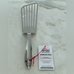 ALL-CLAD PRECISION STAINLESS STEEL SLOTTED FLEX FISH TURNER